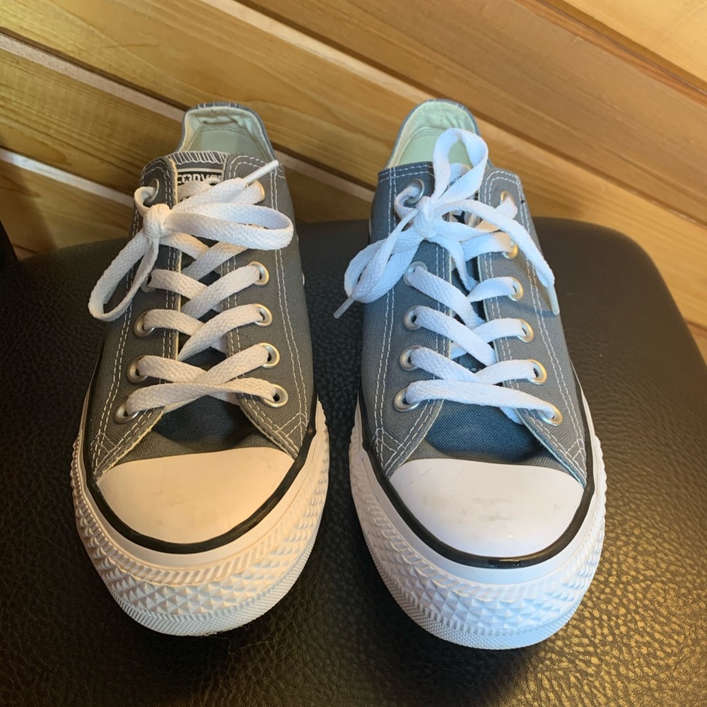 Converse - Picture 2 of 7